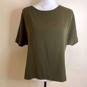 Uniqlo Dolman Sleeve Keyhole Back XS